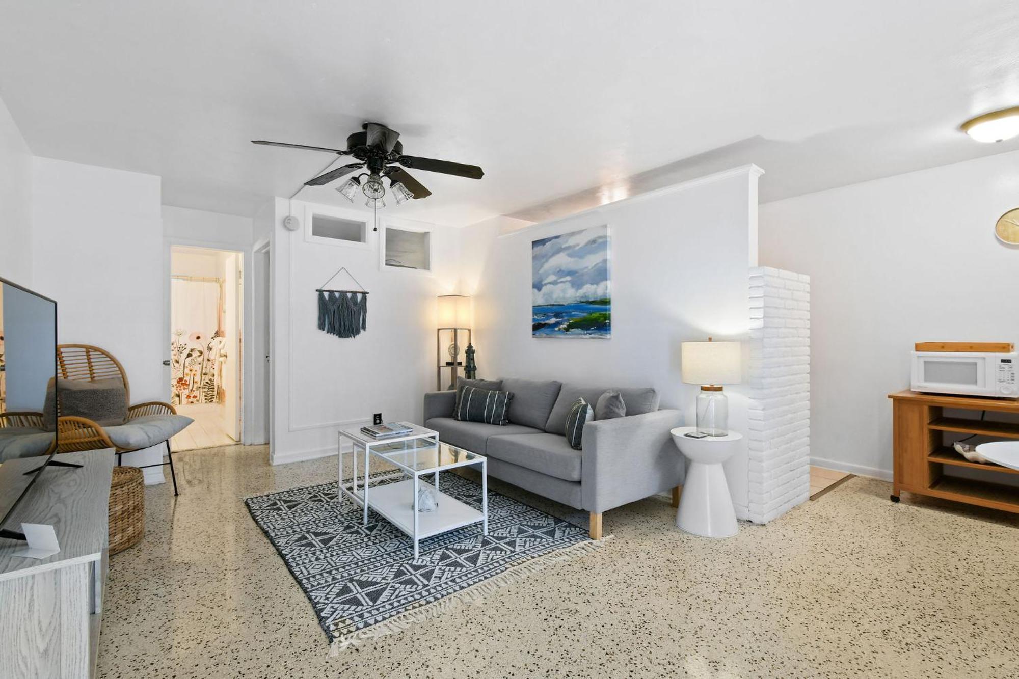 Sunshine Shores Boutique Apartments Palm Beach Shores Dış mekan fotoğraf