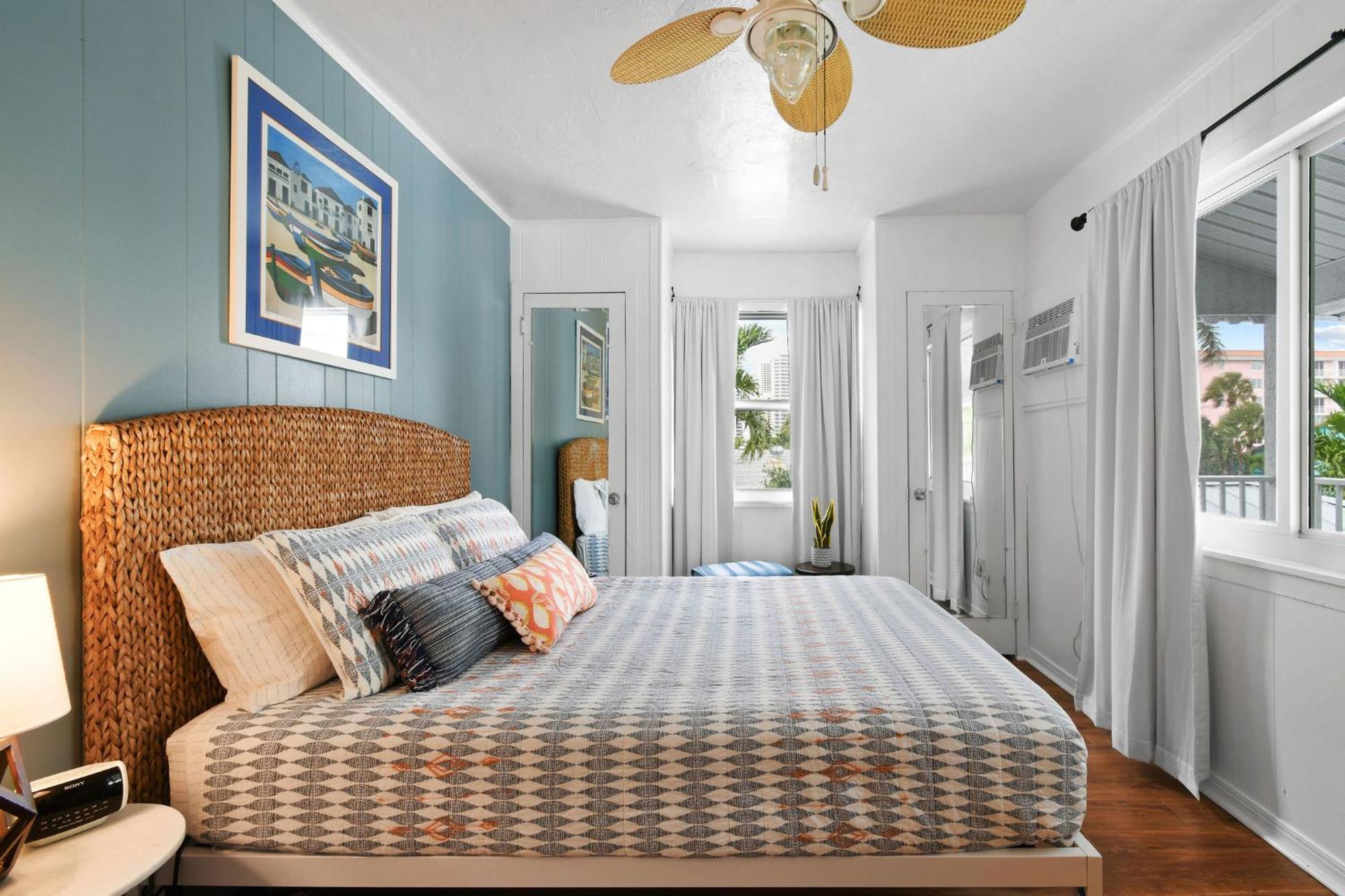Sunshine Shores Boutique Apartments Palm Beach Shores Dış mekan fotoğraf