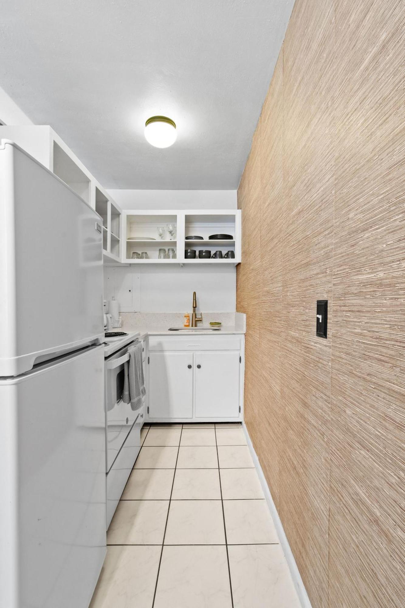 Sunshine Shores Boutique Apartments Palm Beach Shores Dış mekan fotoğraf