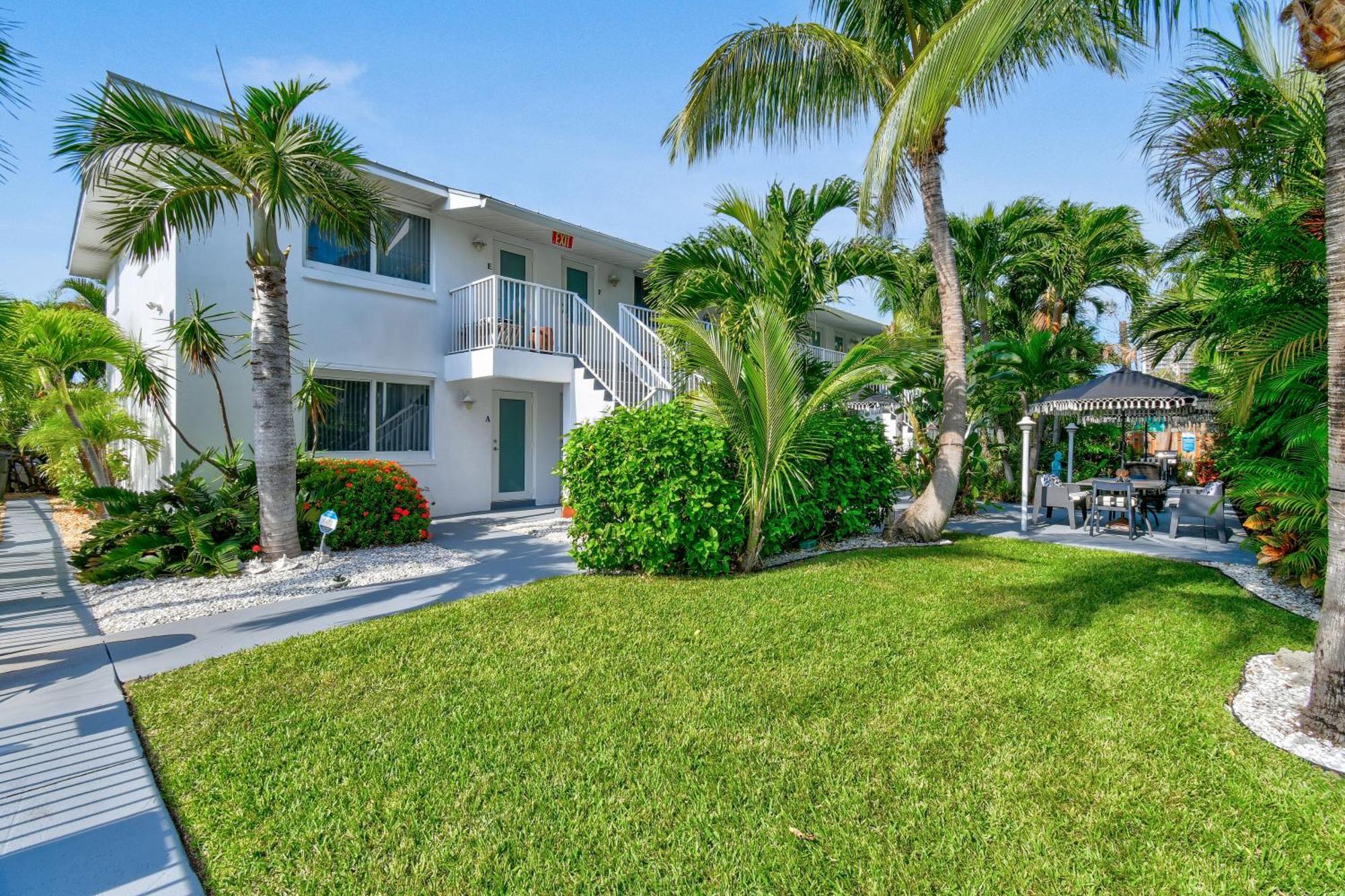 Sunshine Shores Boutique Apartments Palm Beach Shores Dış mekan fotoğraf